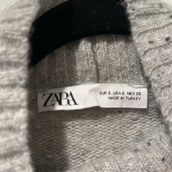 Zara sweater - Picture 2 of 3